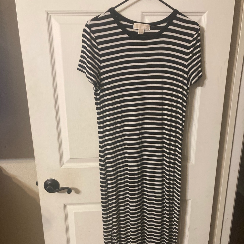 Michael Michael Kor’s Maxi dress.  Size Large